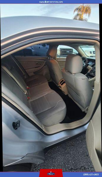 2015 Ford Taurus SE