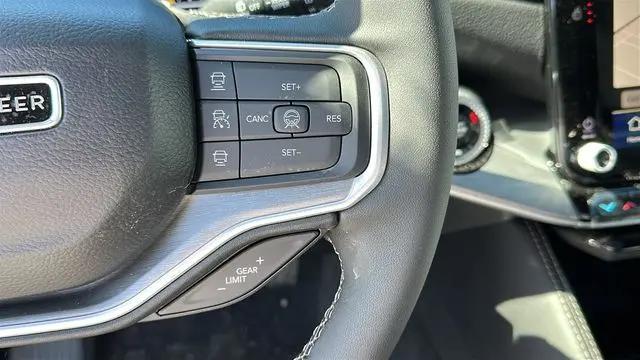 2026 Jeep Grand Wagoneer Limited Altitude 4x4