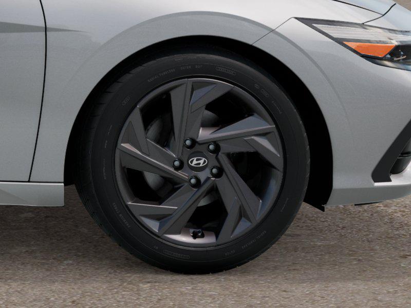 New 2026 Silver Hyundai SEL Sport image 8