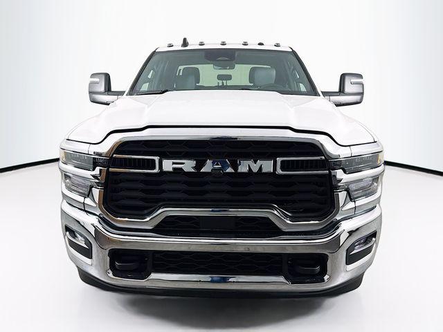2026 Ram 3500 Tradesman/Big Horn