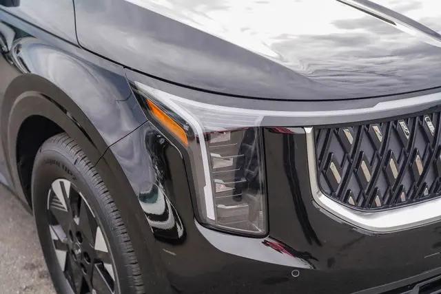 2026 Kia Carnival MPV LXS