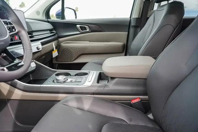2026 Kia Carnival MPV LXS