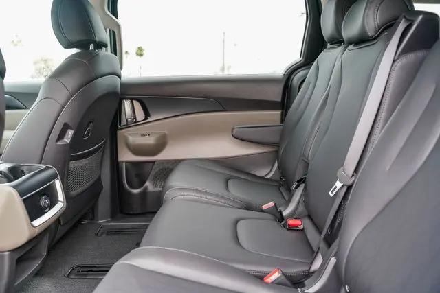2026 Kia Carnival MPV LXS