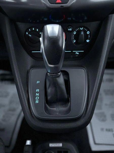 2017 Ford Transit Connect XLT