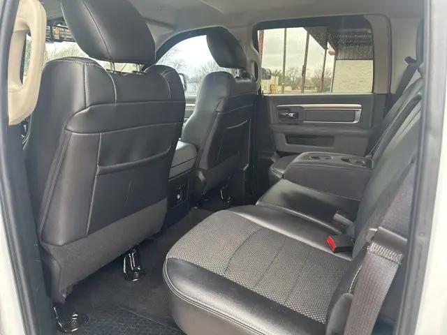 2017 Ram 1500 Lone Star Silver Crew Cab 4x2 5'7" Box