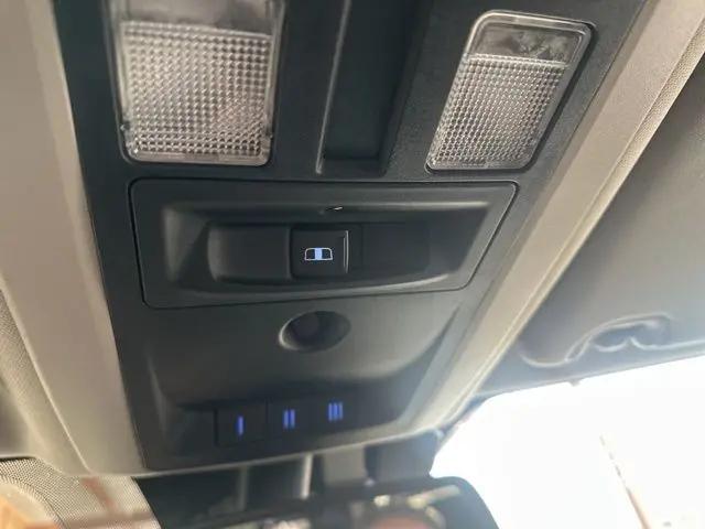 2017 Ram 1500 Lone Star Silver Crew Cab 4x2 5'7" Box