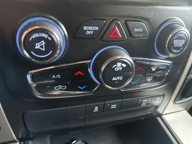 2017 Ram 1500 Lone Star Silver Crew Cab 4x2 5'7" Box