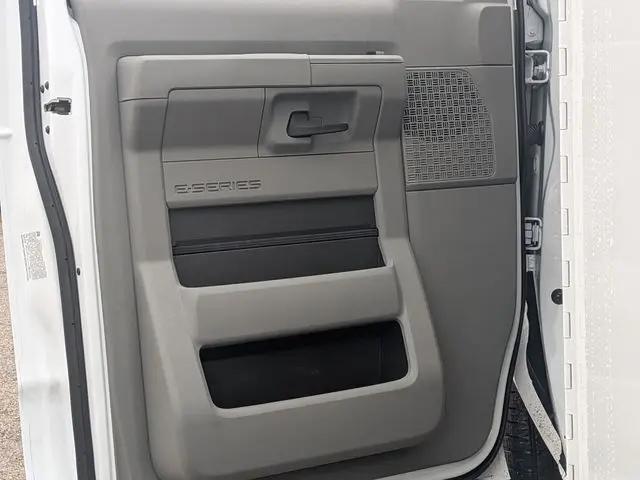 2026 Ford E-350 Cutaway E-Series Cutaway