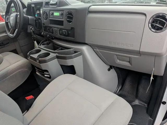 2026 Ford E-350 Cutaway E-Series Cutaway