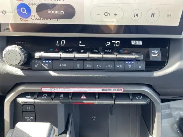 2026 Toyota Tundra Platinum Hybrid CrewMax 5.5' Bed