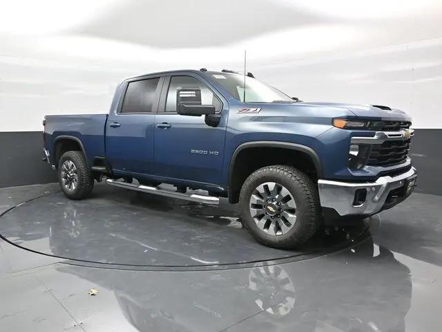 2026 Chevrolet Silverado 2500HD Crew Cab, Standard Bed, LT, 4WD