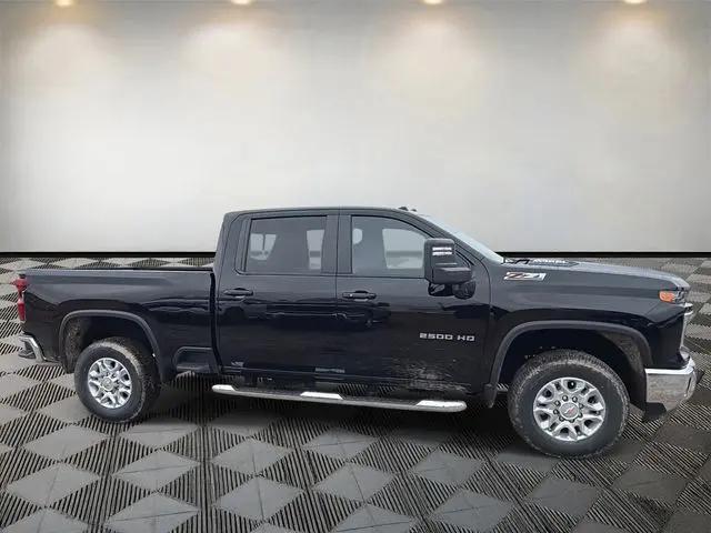 2026 Chevrolet Silverado 2500HD Crew Cab, Standard Bed, LT, 4WD