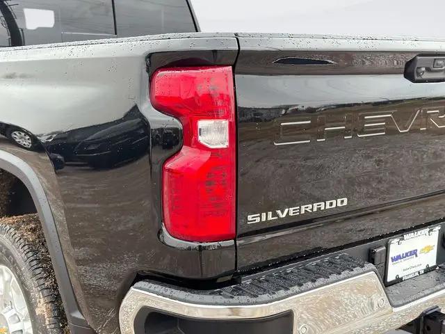 2026 Chevrolet Silverado 2500HD Crew Cab, Standard Bed, LT, 4WD