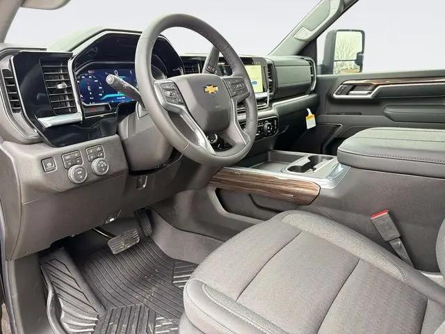 2026 Chevrolet Silverado 2500HD Crew Cab, Standard Bed, LT, 4WD