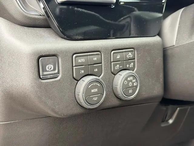 2026 Chevrolet Silverado 2500HD Crew Cab, Standard Bed, LT, 4WD