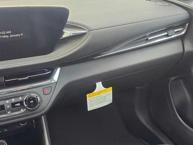 2026 Buick NV Preferred FWD