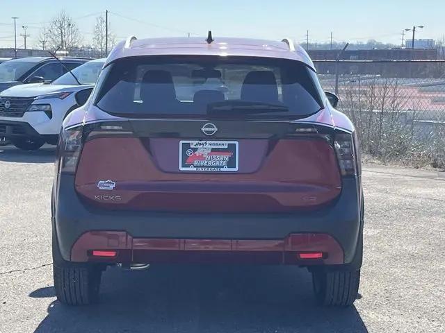 2026 Nissan Kicks SR