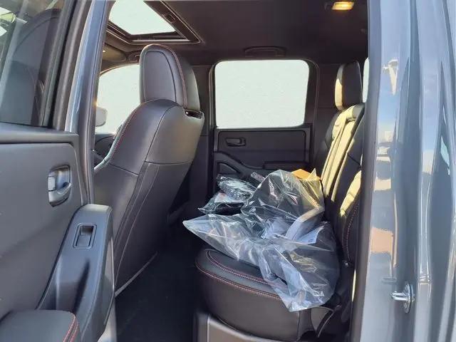 2026 Nissan Frontier Crew Cab PRO-4X 4x4