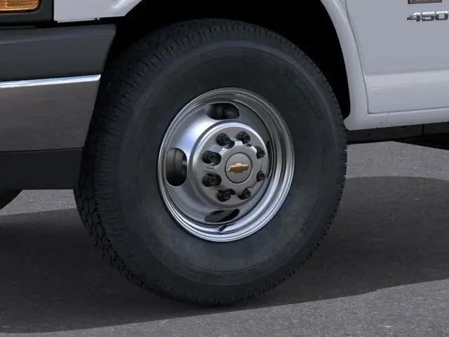 2025 Chevrolet Express Cutaway Work Van