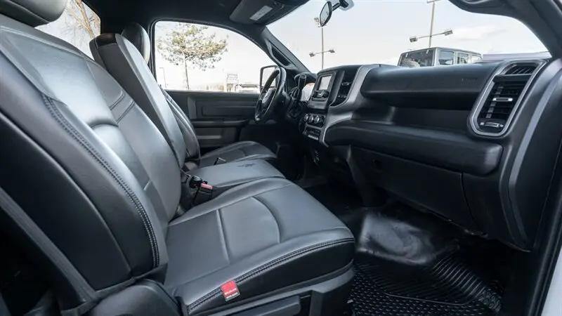 2023 Ram 5500 Tradesman/SLT