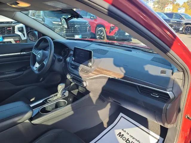 2023 Nissan Altima SV FWD