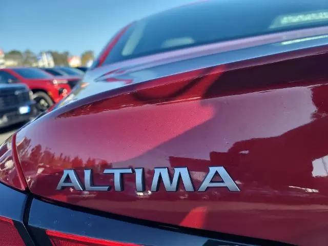 2023 Nissan Altima SV FWD