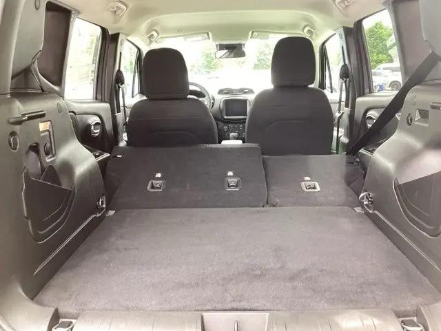 2023 Jeep Renegade Latitude 4x4