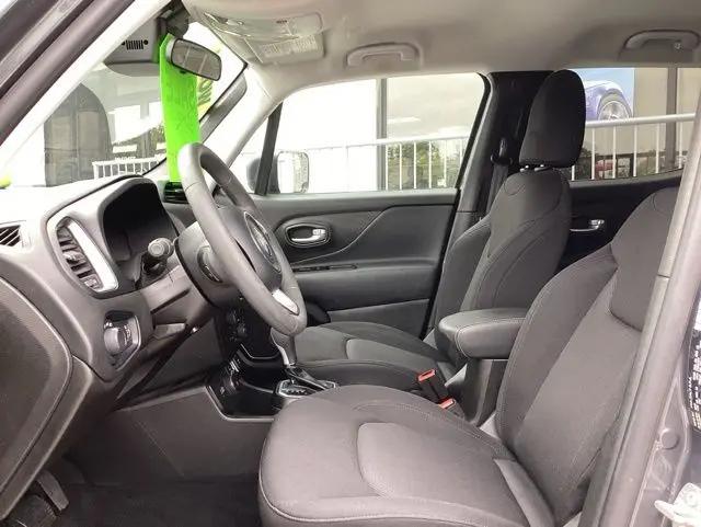 2023 Jeep Renegade Latitude 4x4