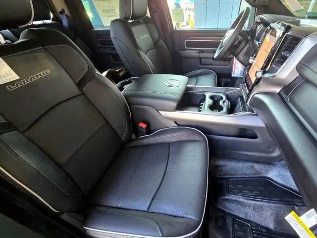2026 Ram 3500 Tradesman/Big Horn