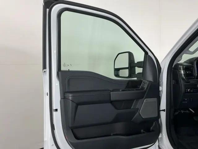 2025 Ford F-450 LARIAT
