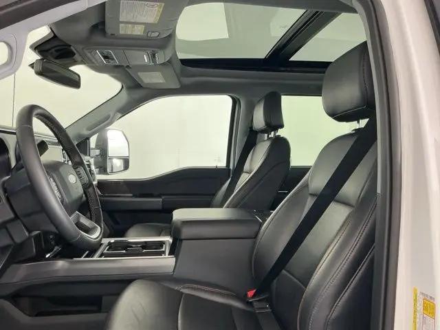 2025 Ford F-450 LARIAT