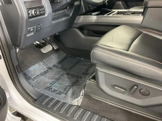 2025 Ford F-450 LARIAT