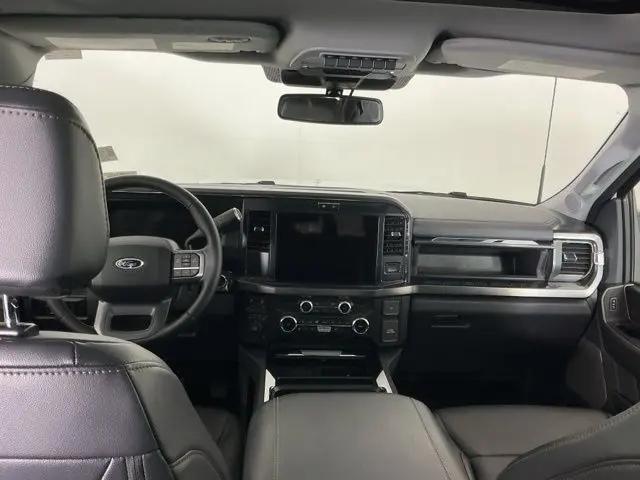 2025 Ford F-450 LARIAT