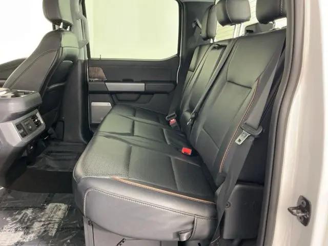 2025 Ford F-450 LARIAT