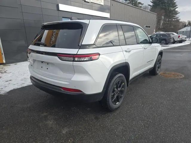 2026 Jeep Grand Cherokee Altitude 4x4
