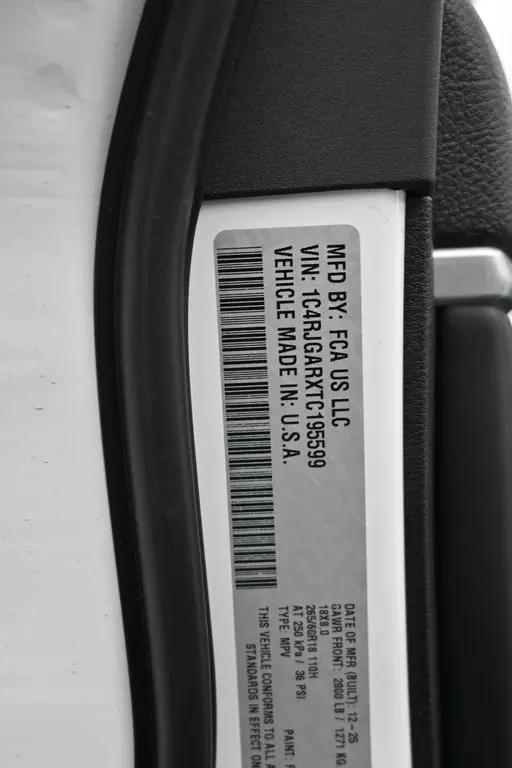 2026 Jeep Grand Cherokee Altitude 4x2