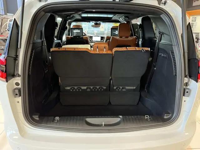 2026 Chrysler Pacifica Pinnacle AWD