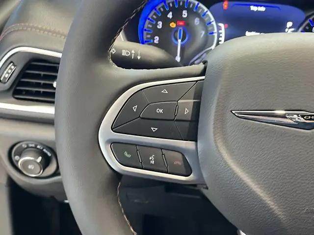 2026 Chrysler Pacifica Pinnacle AWD