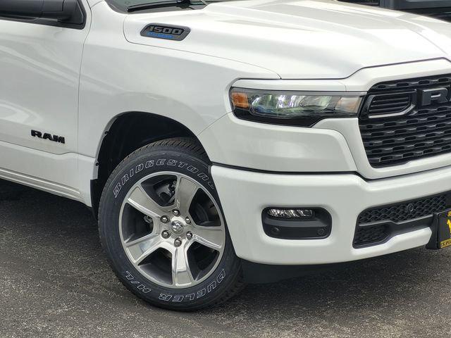 2026 RAM Ram 1500 RAM 1500 EXPRESS QUAD CAB 4X2 64 BOX