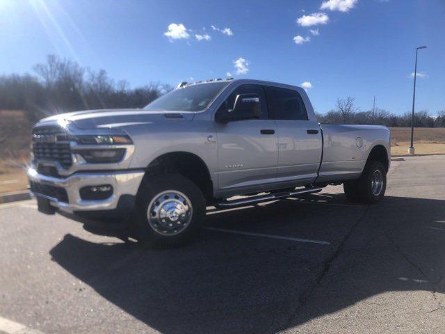 2026 RAM Ram 3500 RAM 3500 BIG HORN CREW CAB 4X4 8 BOX