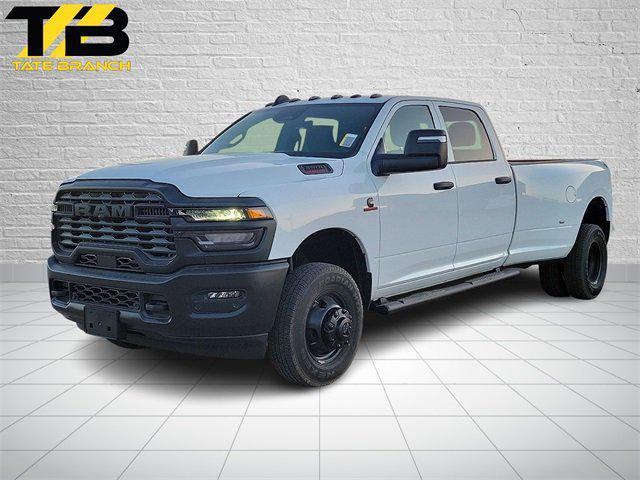 2026 RAM Ram 3500 RAM 3500 TRADESMAN CREW CAB 4X4 8 BOX