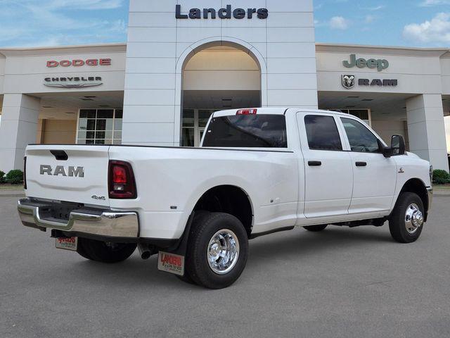 2026 RAM Ram 3500 RAM 3500 TRADESMAN CREW CAB 4X4 8 BOX