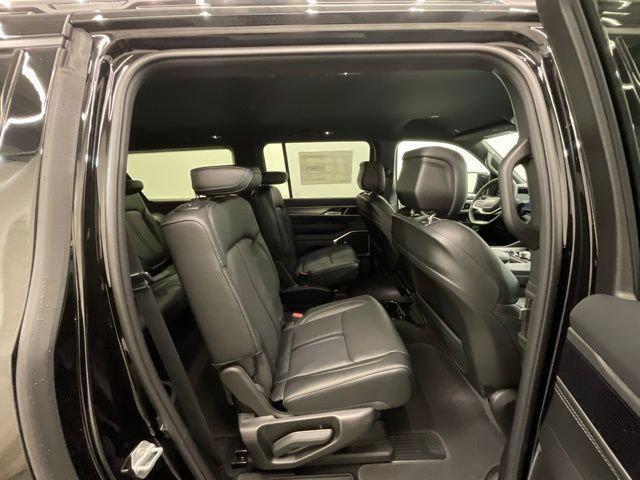 2026 Jeep Grand Wagoneer Limited Altitude 4x4
