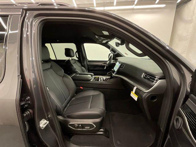 2026 Jeep Grand Wagoneer Limited Altitude 4x4