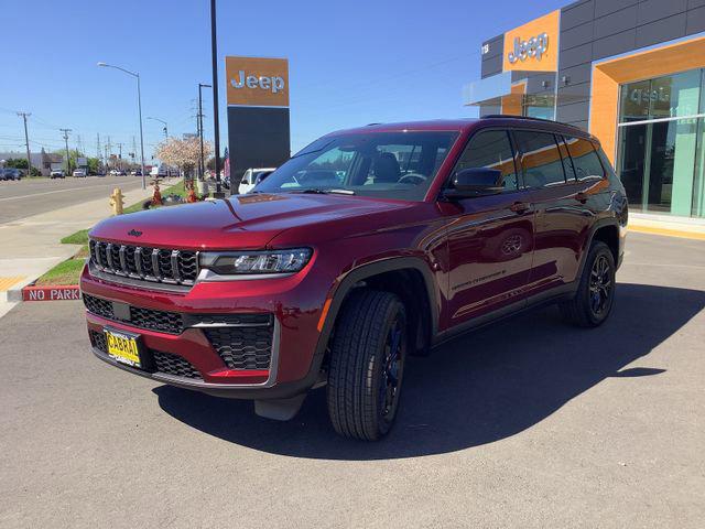 2026 Jeep Grand Cherokee Altitude 4x4