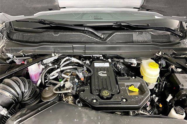 2026 RAM Ram 3500 RAM 3500 LIMITED MEGA CAB 4X4 64 BOX