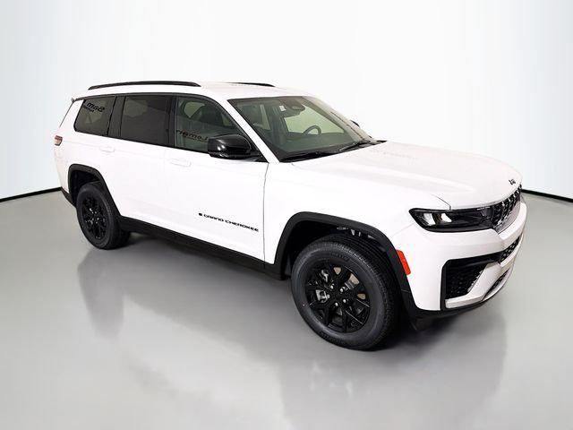 2026 Jeep Grand Cherokee GRAND CHEROKEE L LAREDO ALTITUDE 4X4