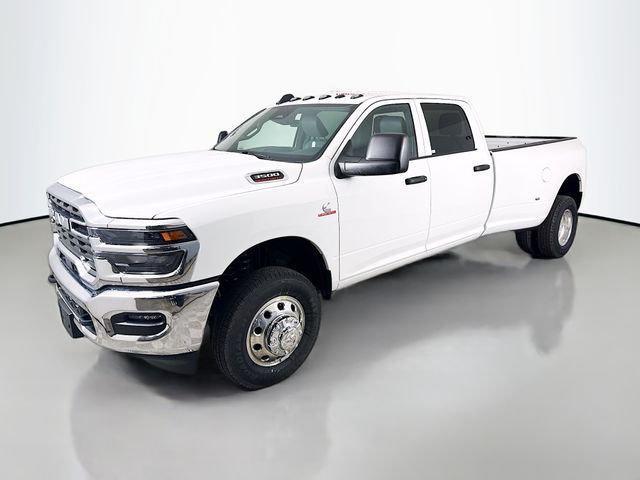 2026 RAM Ram 3500 RAM 3500 TRADESMAN CREW CAB 4X4 8 BOX