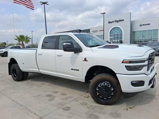 2026 RAM Ram 3500 RAM 3500 LARAMIE CREW CAB 4X4 8 BOX