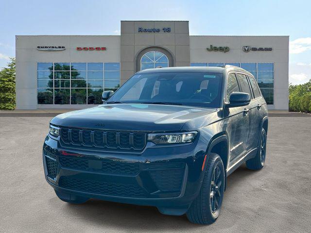 2026 Jeep Grand Cherokee GRAND CHEROKEE L LAREDO ALTITUDE 4X4